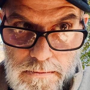 Meet your Posher, Bob